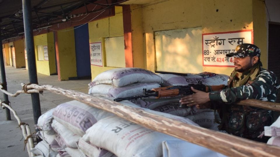 up election 2022 exit polls candidates supporters are guarding the strong rooms in Agra