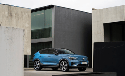 Volvo XC40 Recharge Facelift 2022 Volvo C40 Recharge Volvo officially unveils updated XC40 recharge all-electric SUV introduces new single-motor variant of C40 recharge