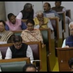 बजट पेश करते सीएम मनोहर लाल।