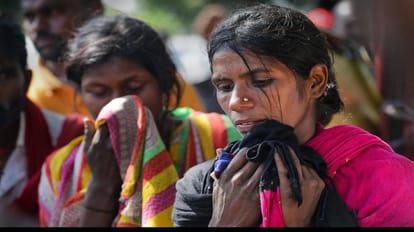 Minimum Wage Increased: दिल्ली में बढ़ा श्रमिकों का न्यूनतम वेतन, हो चुका है लागू; जानें कितनी हुई बढ़ोतरी Minimum wage of workers increased in Delhi applicable from April 1