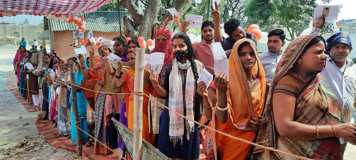 Fate of 43 candidates including veterans imprisoned in EVMs