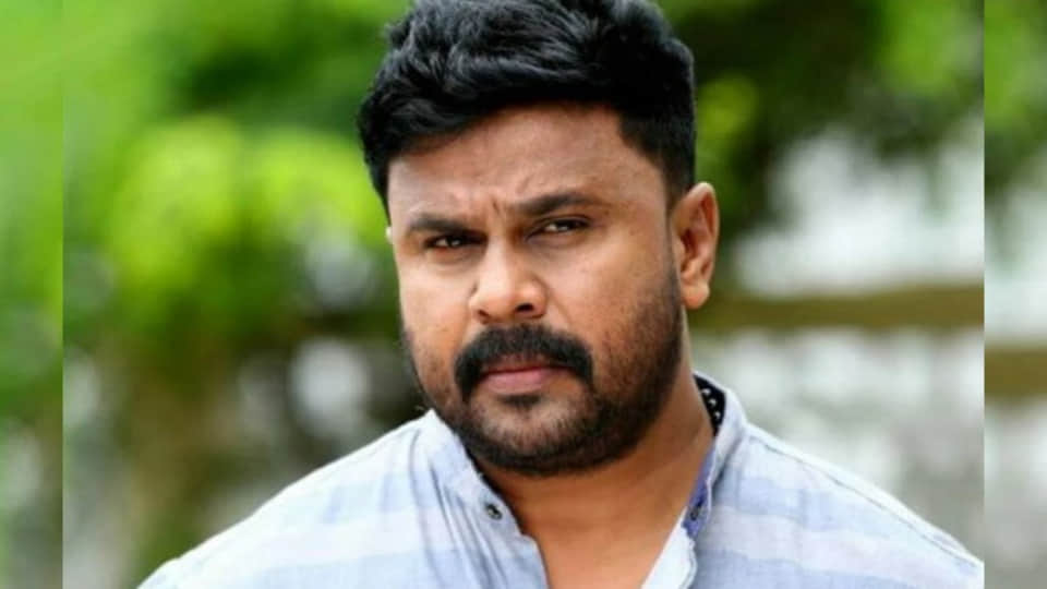 Malayalam actress assault case Kerala High Court dismisses the plea of accused Malayalam actor Dileep