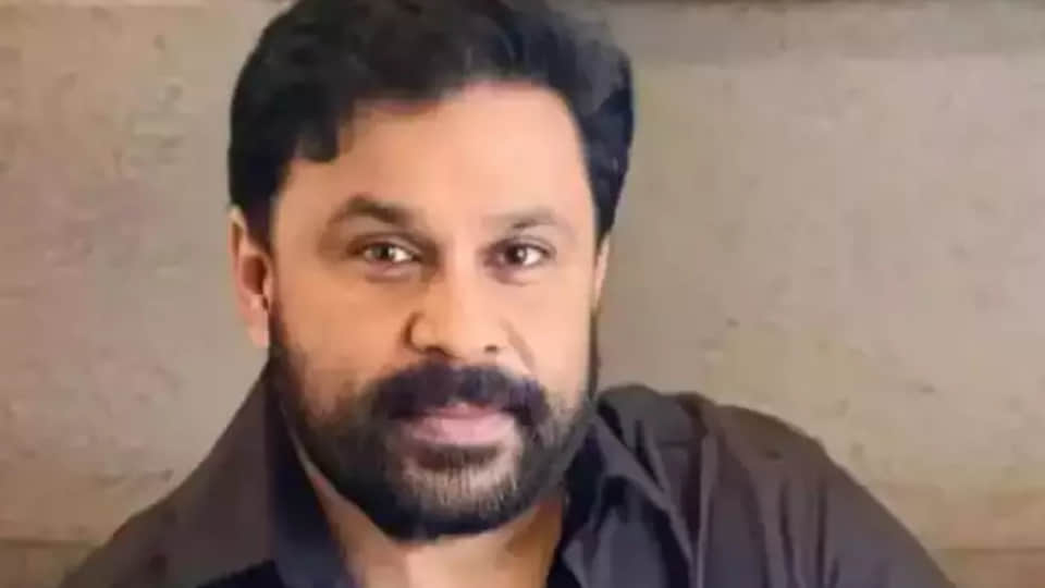 Malayalam actress assault case Kerala High Court dismisses the plea of accused Malayalam actor Dileep