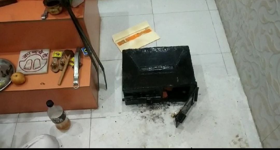 theft case in baba balak nath temple bathu una