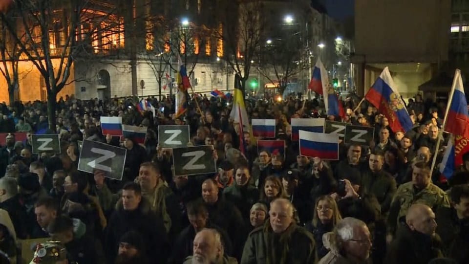 russia ukraine war how has Z become the main symbol of  of public support for russia’s war in ukraine, supporters are using the letter as a pro-war symbol to show solidarity with russia’s armed forces