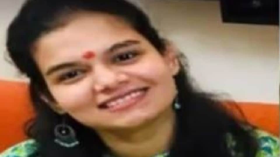 agra three medical students returns from Kharkiv city of Ukrain