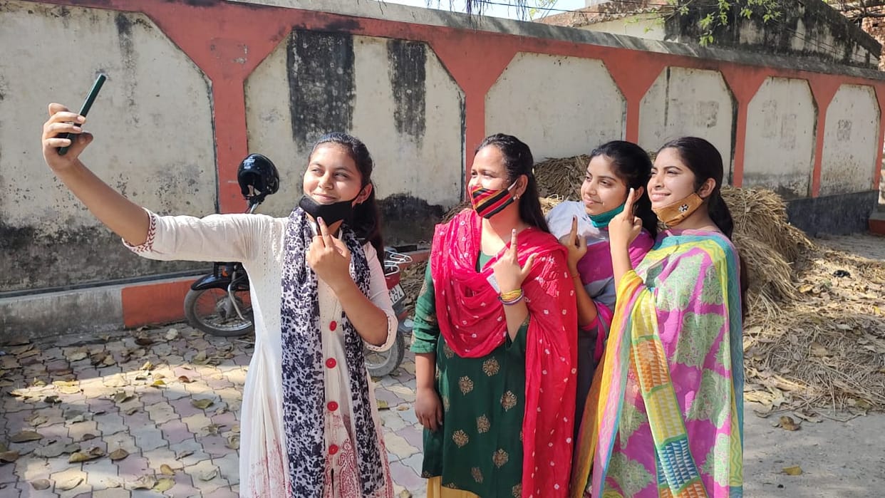 Enthusiasm to be photographed at Selfie Point