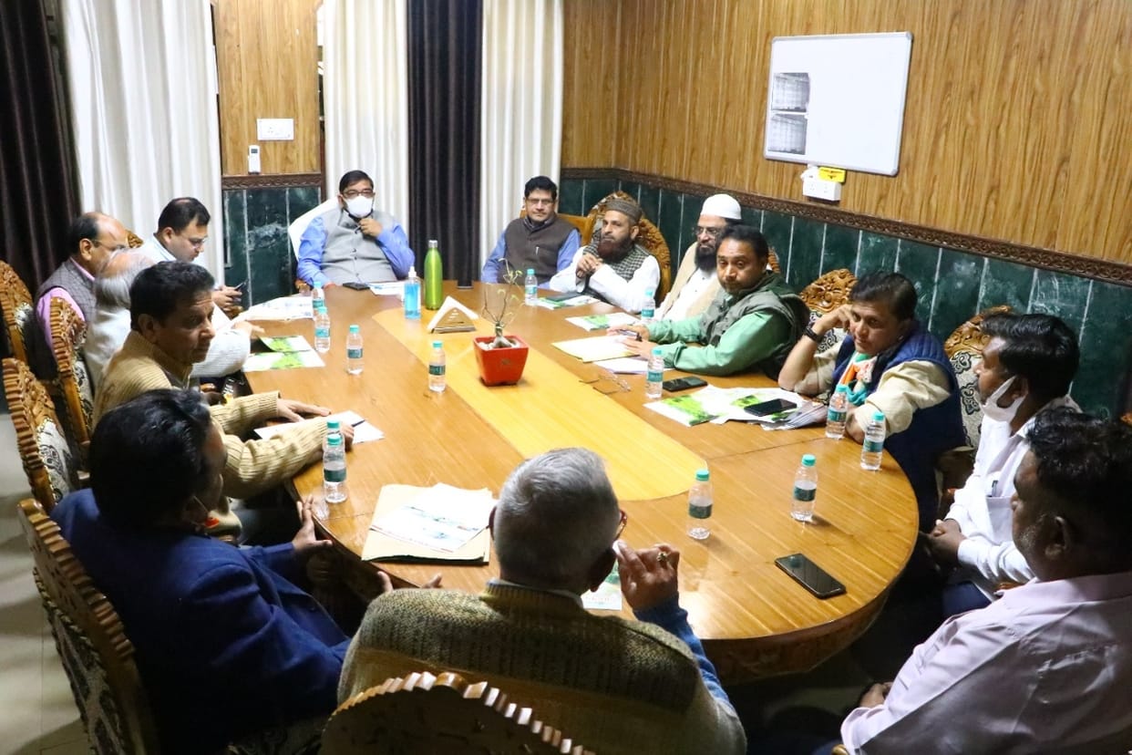 Corporation will set up plant to clean water and air