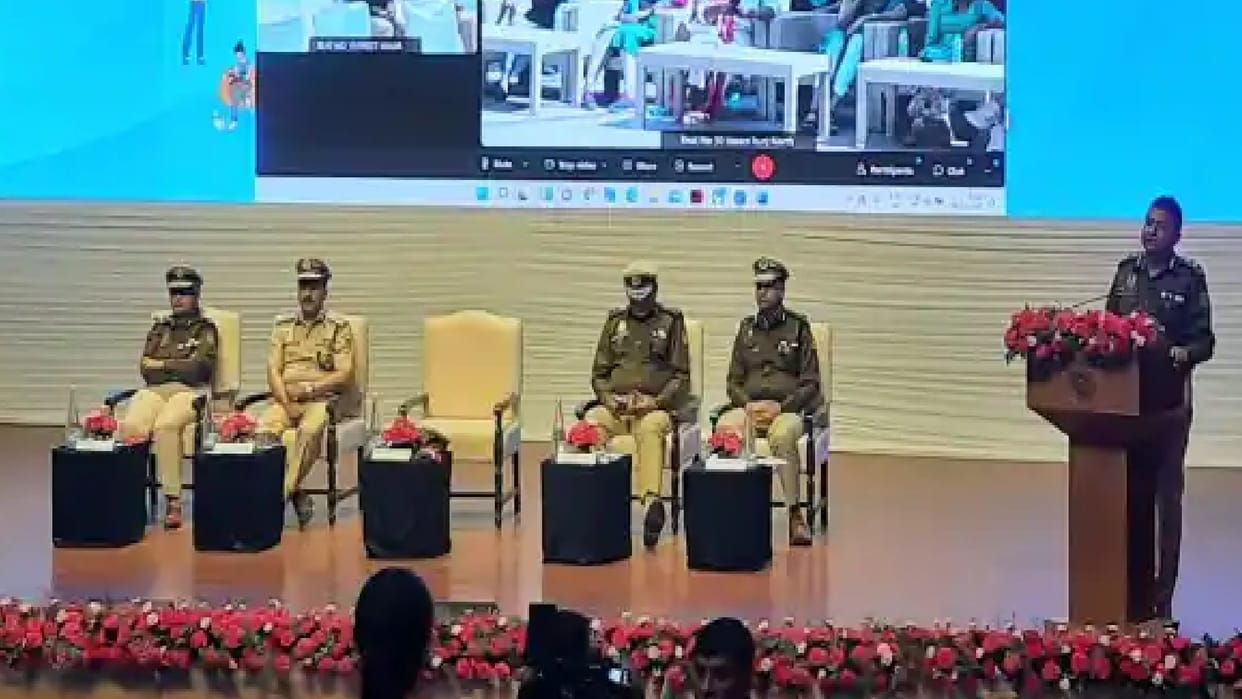 International Women's Day Police organized Tarangini program Commissioner of Police interacted with 50 thousand women