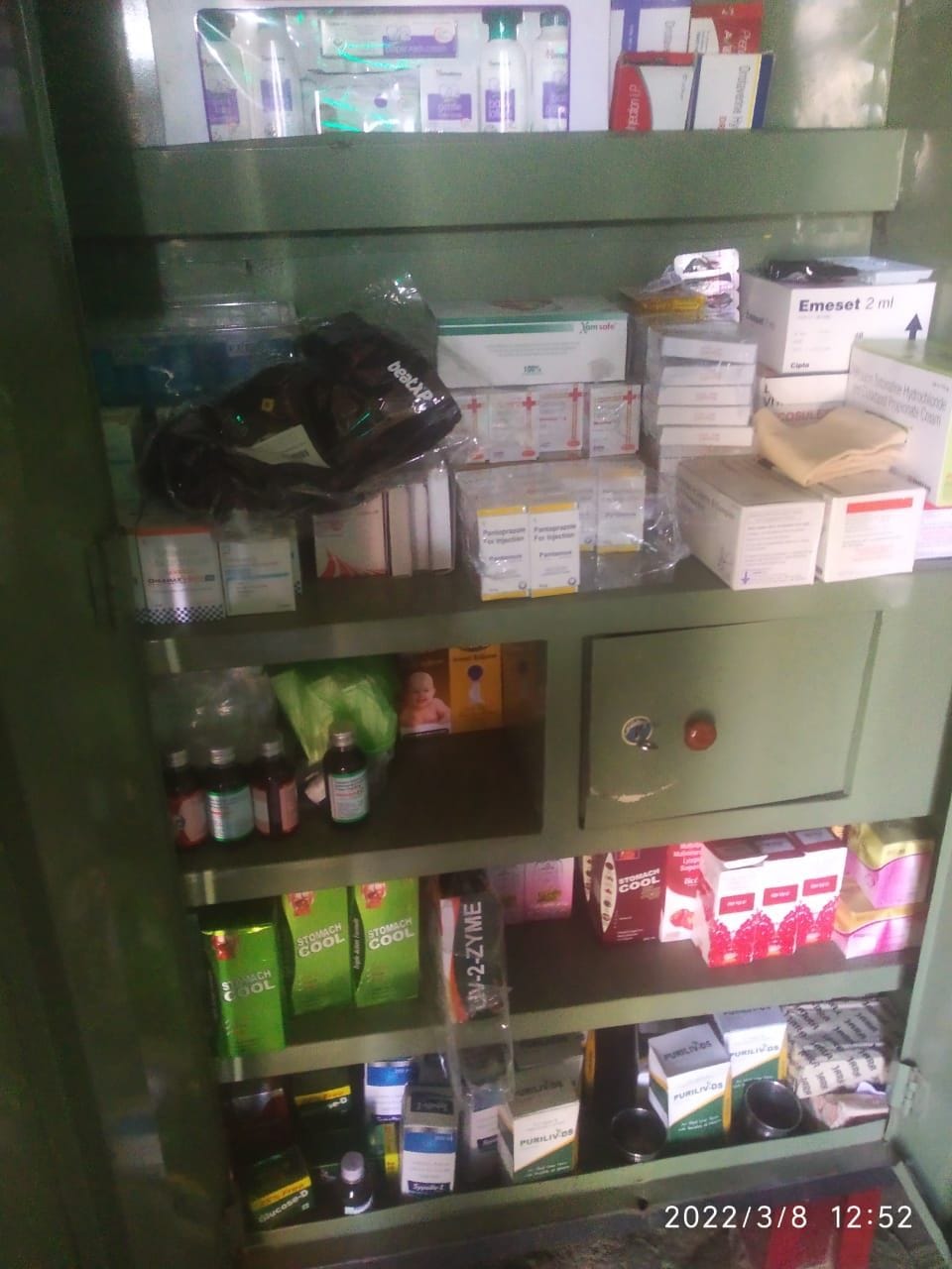 Patients were being treated without degree, the clinic was sealed