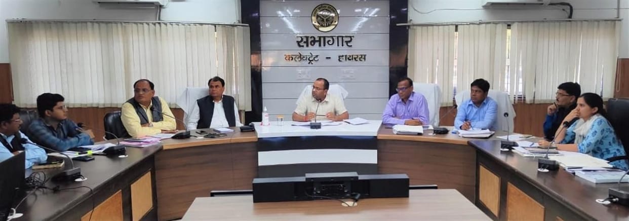 Hathras: In counting of votes, the instructions of the commission should be followed 100%