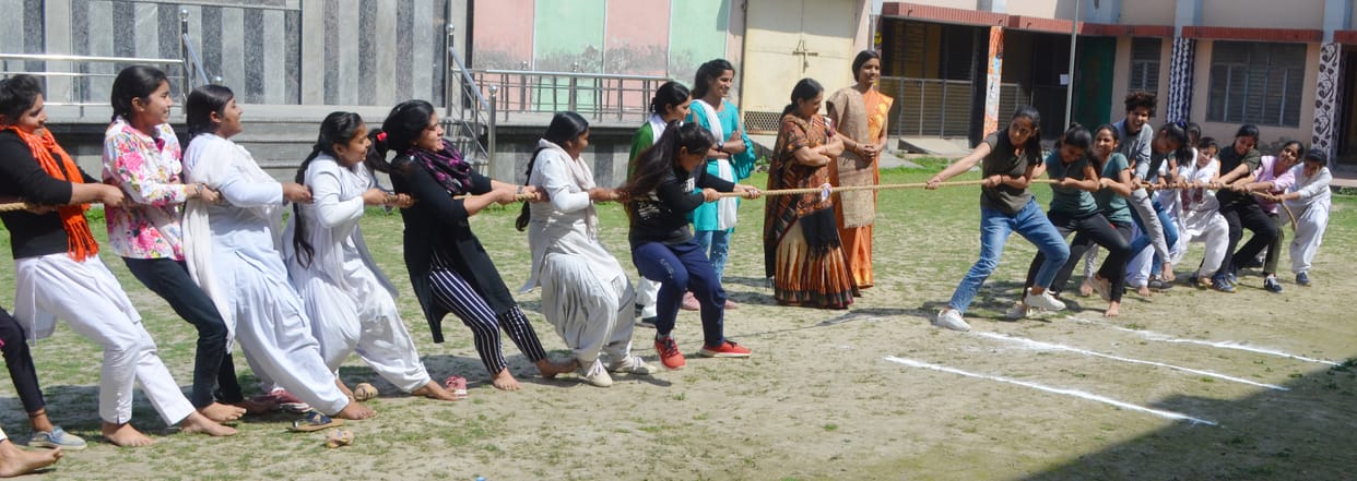 The tug of war made the players strong