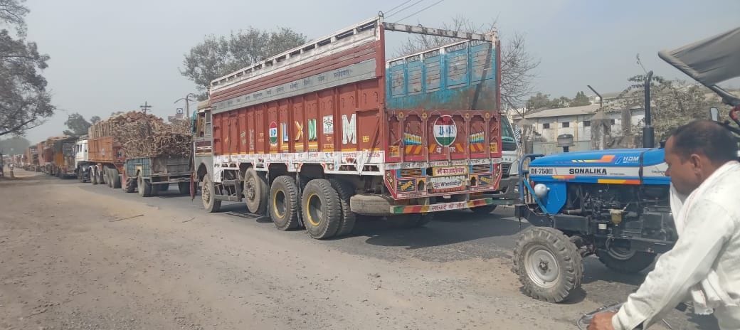 truck stand on on overbridge