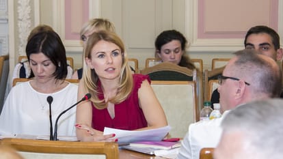 Women's Day Special Amid Russia Ukraine War know about the ladies who are inspiring Ukrainian Women to join forces news and updates