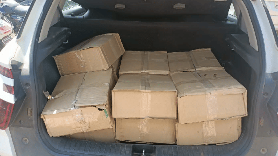 Satna: Along with illegal liquor worth Rs 65 thousand, Creta worth Rs 15 lakh was seized; 4 arrested