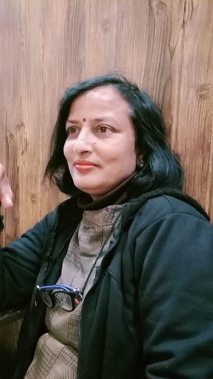 With the help of self-reliance and education on the separation of husband