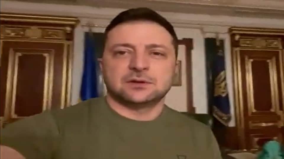 grammy awards 2022 Ukrainian president Volodymyr Zelenskyy Asks for Support for His Country in video message