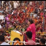 पूर्व मुख्यमंत्री वसुंधरा राजे के जन्मदिन में उमड़ी थी हजारों लोगों की भीड़।