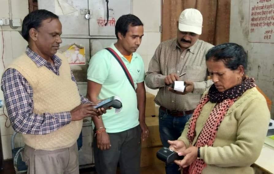Roadways depot got 75 touch screen e-ticketing machines