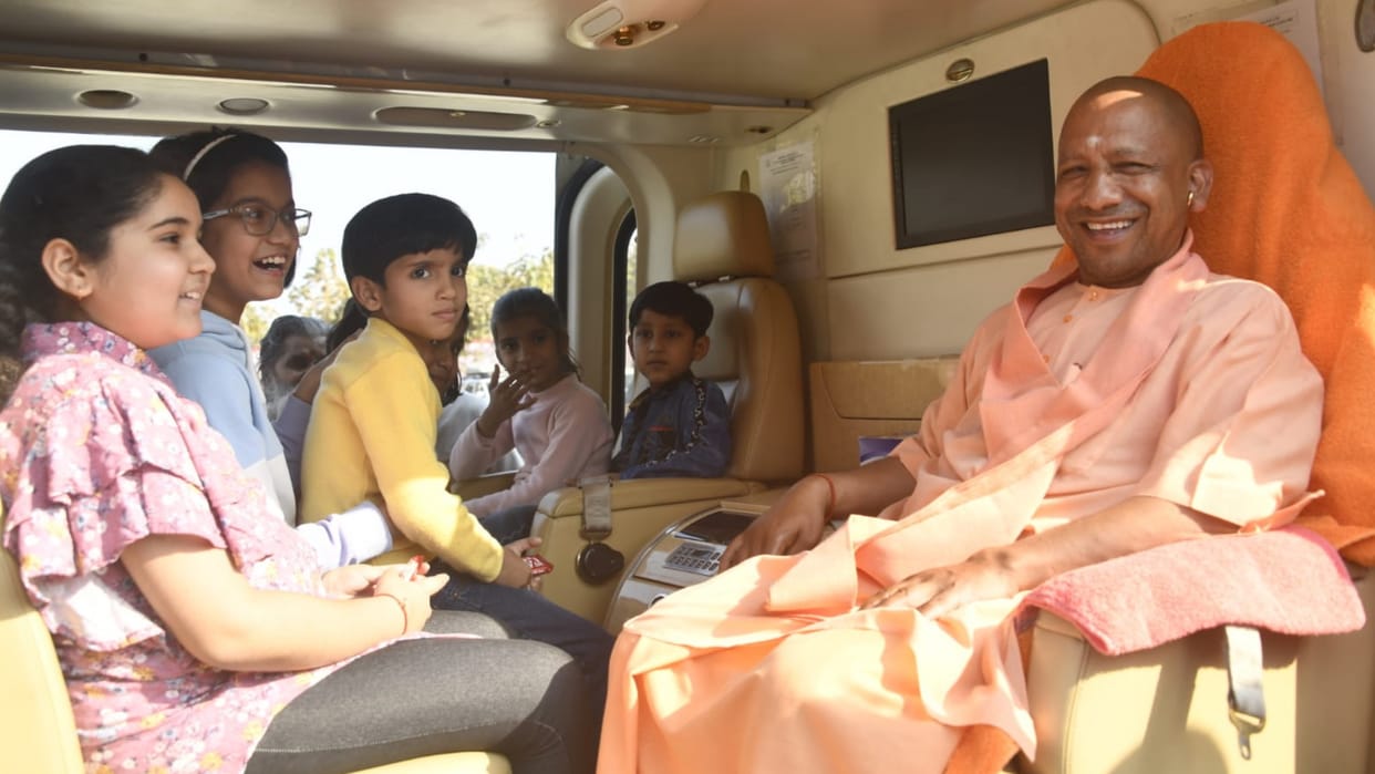 CM yogi play with childran in Gorakhpur