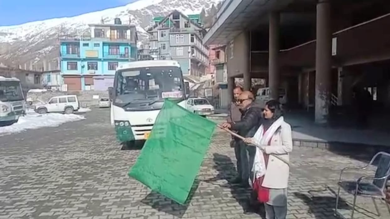 HRTC bus run between Udaipur-Keylong after 64 days, relief to the people of the valley