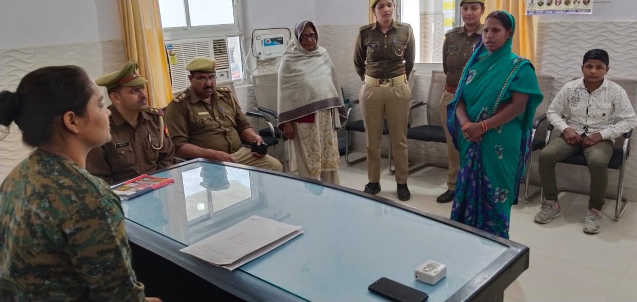 Rashmi became a one-day police station, heard eight complaints, resolved all