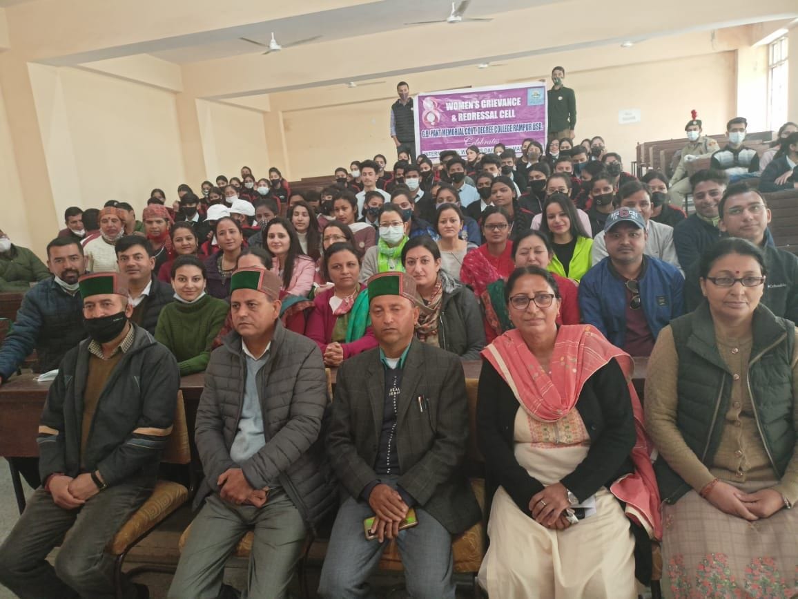 Sakshi Rana tops in poetry recitation competition
