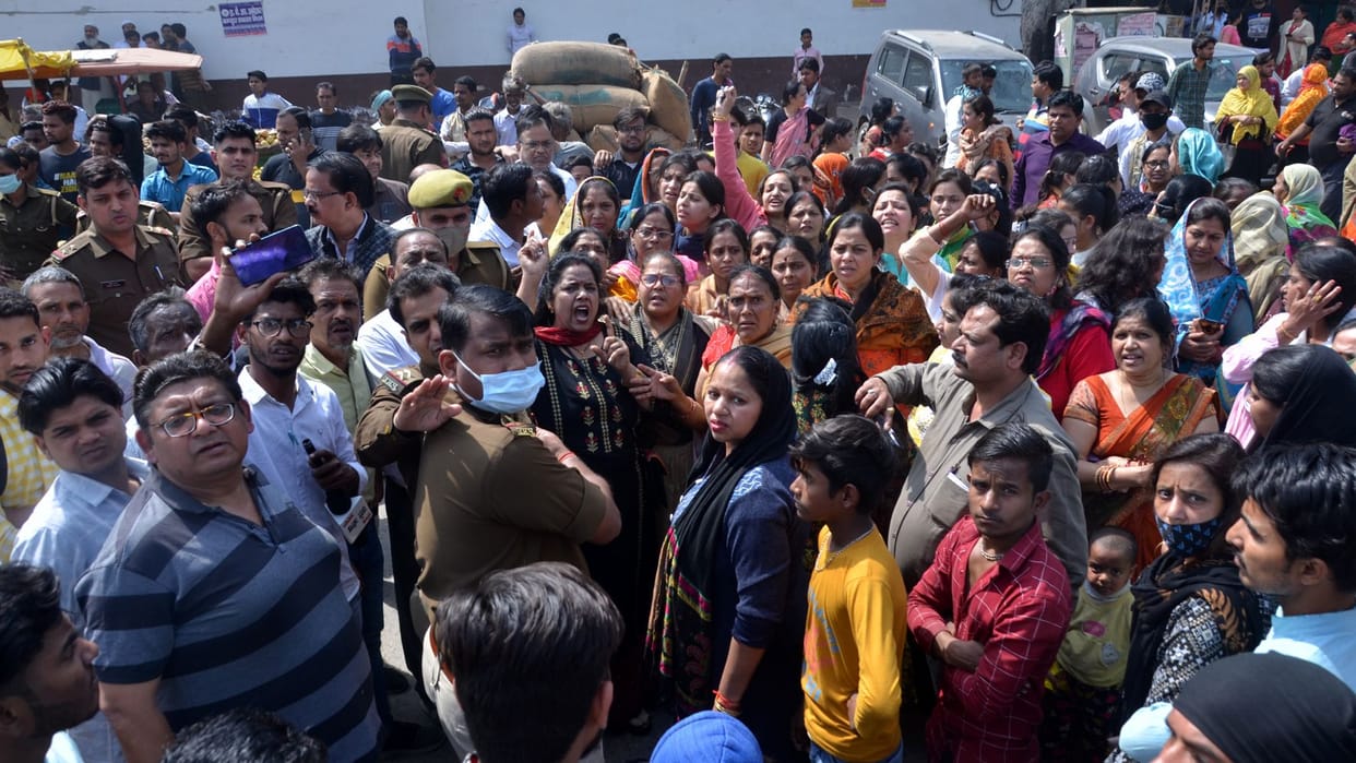 Protest against the murder of paint businessman's wife