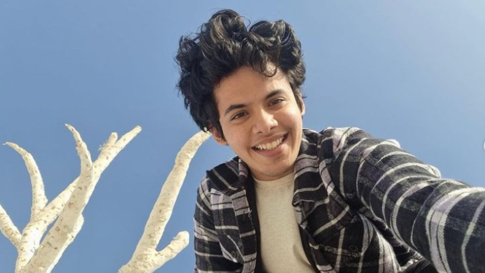 Aamir khan film Taare Zameen Par child artist Darsheel Safary to make his debut from Tibba