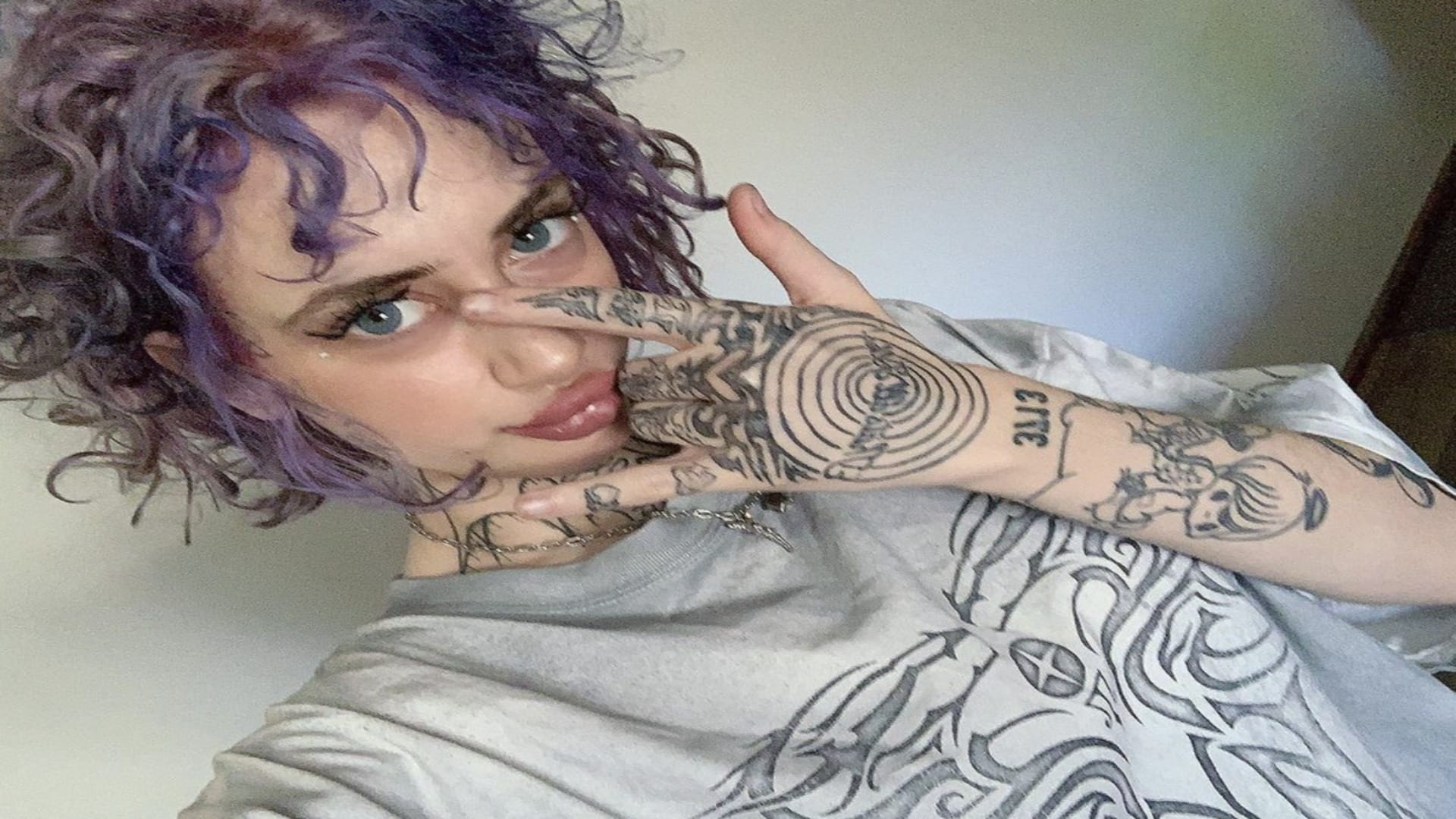 Tragic: Australian singer and YouTube star Lil Bo Weep dies at the age of 22