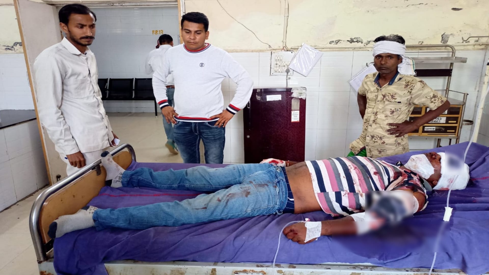 Faridabad canter hits auto one woman died three other seriously injured