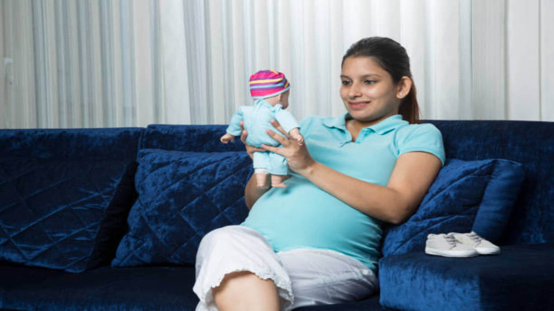 Vastu Tips For Happy Life follow these effective tips for pregnancy related problems