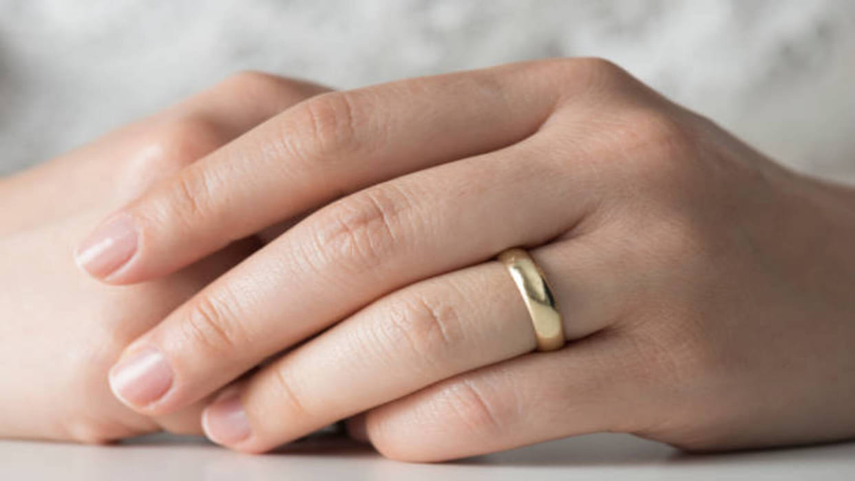 Palmistry ring finger shape shows how much money in your life anamika ungli