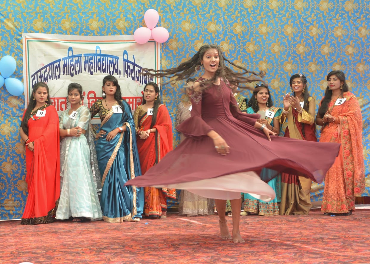 Ritu Singh became Miss Dawoodyal, Garima got the crown of Miss Farewell