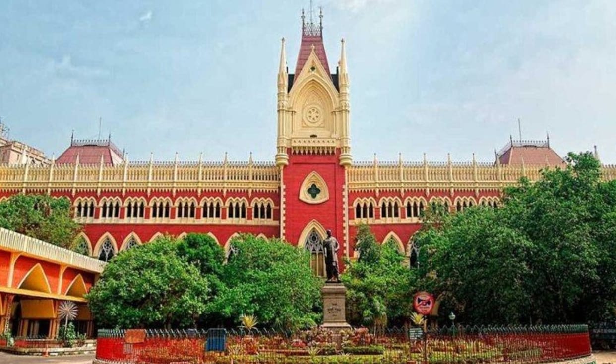 Calcutta High Court seeks response from West Bengal govt on suspending internet services