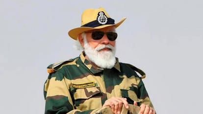 प्रधानमंत्री नरेंद्र मोदी