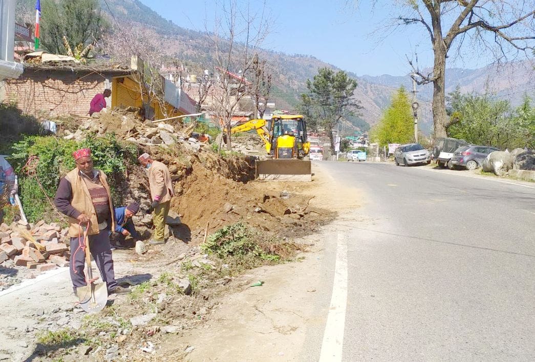 Administration will run bulldozers on illegal occupations from today