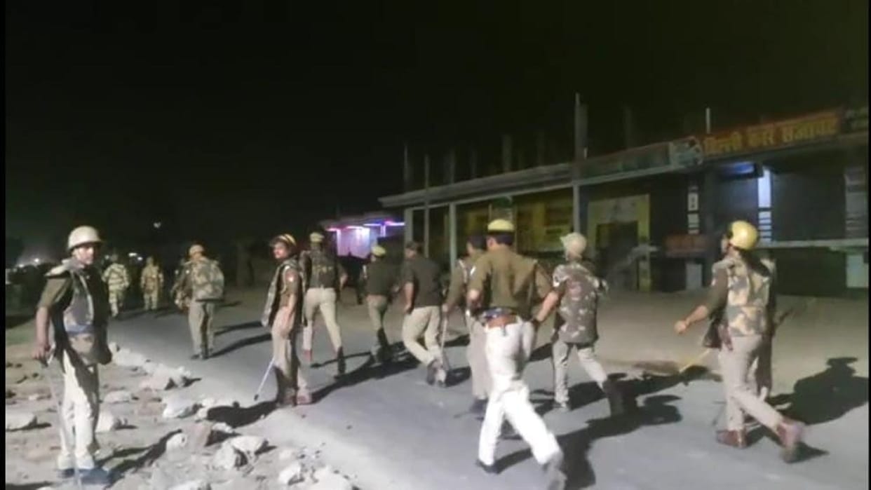 Prayagraj: Eight policemen suspended for leaving criminal's asylum seekers, know what is the whole matter