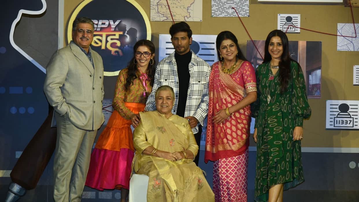 Spy Bahu revolves around the love story between a spy and a suspected terrorist played by Sana Sayyad and Sehban Azim