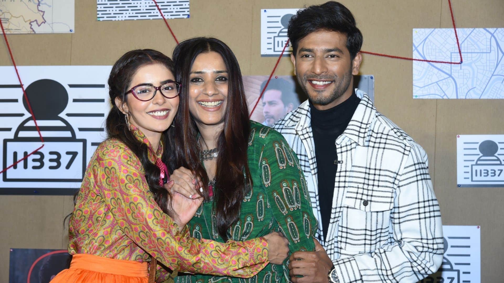 Spy Bahu revolves around the love story between a spy and a suspected terrorist played by Sana Sayyad and Sehban Azim