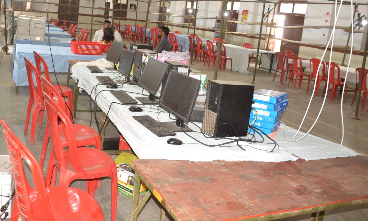 Kanpur Dehat : Counting tables ready, today 43 candidates' luck box will open