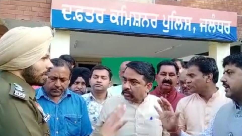 Congress leaders accused of assaulting BJP leader in Jalandhar