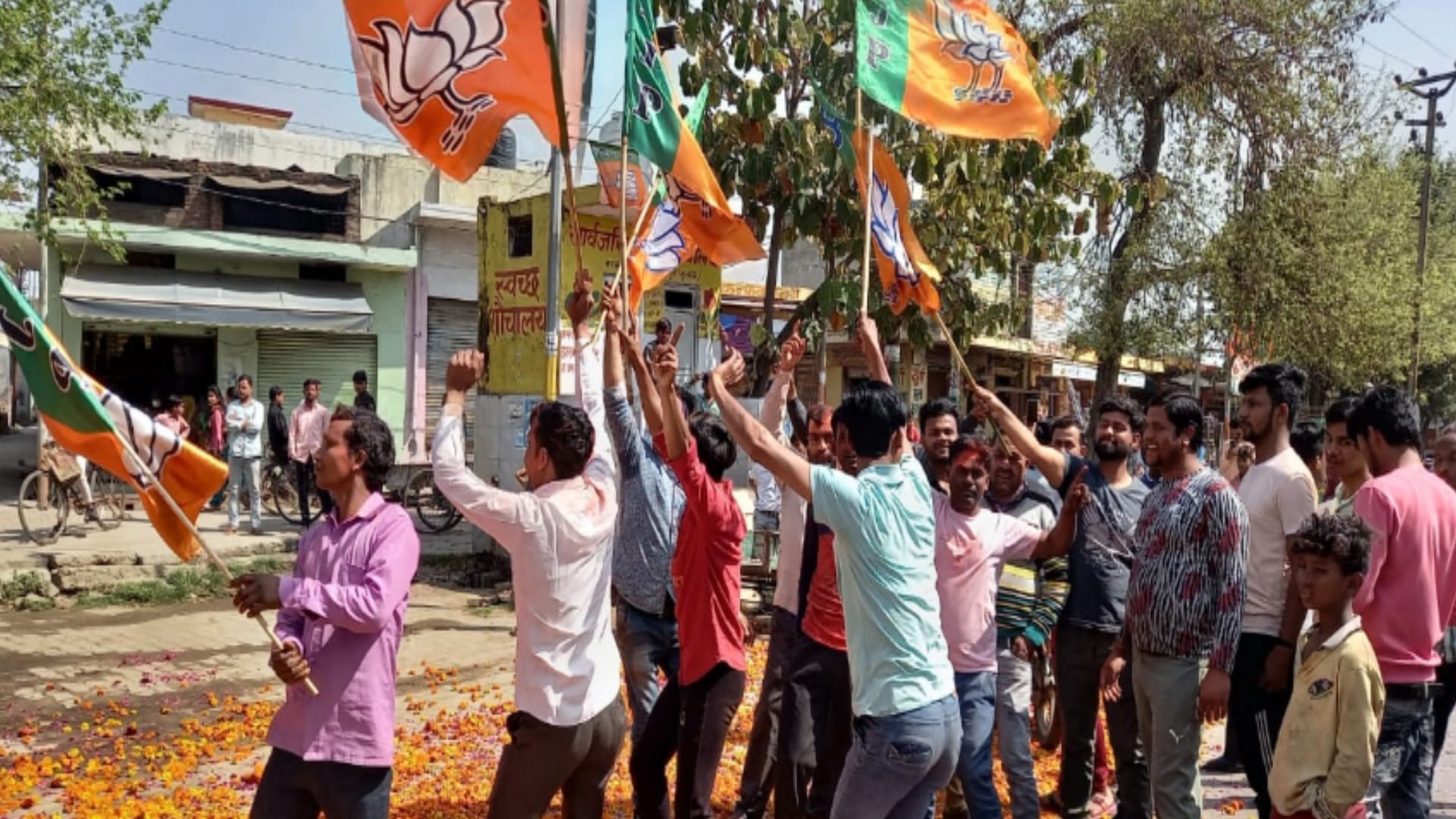 UP Election Result 2022 RLD Samajwadi party alliance candidates won four seats and BJP won two seats in Muzaffarnagar