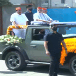 अहमदाबाद में पीएम मोदी का रोड शो