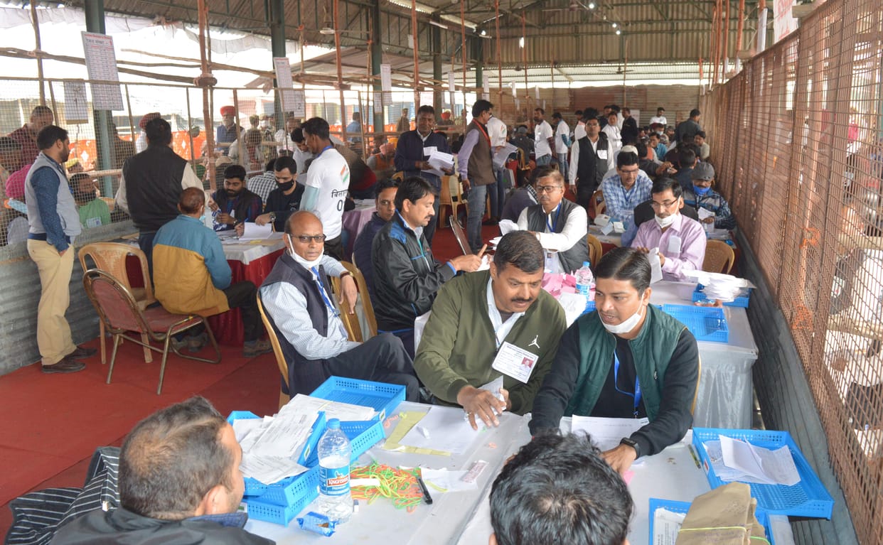 Cycle ran on three seats in Rampur, lotus blossomed on two