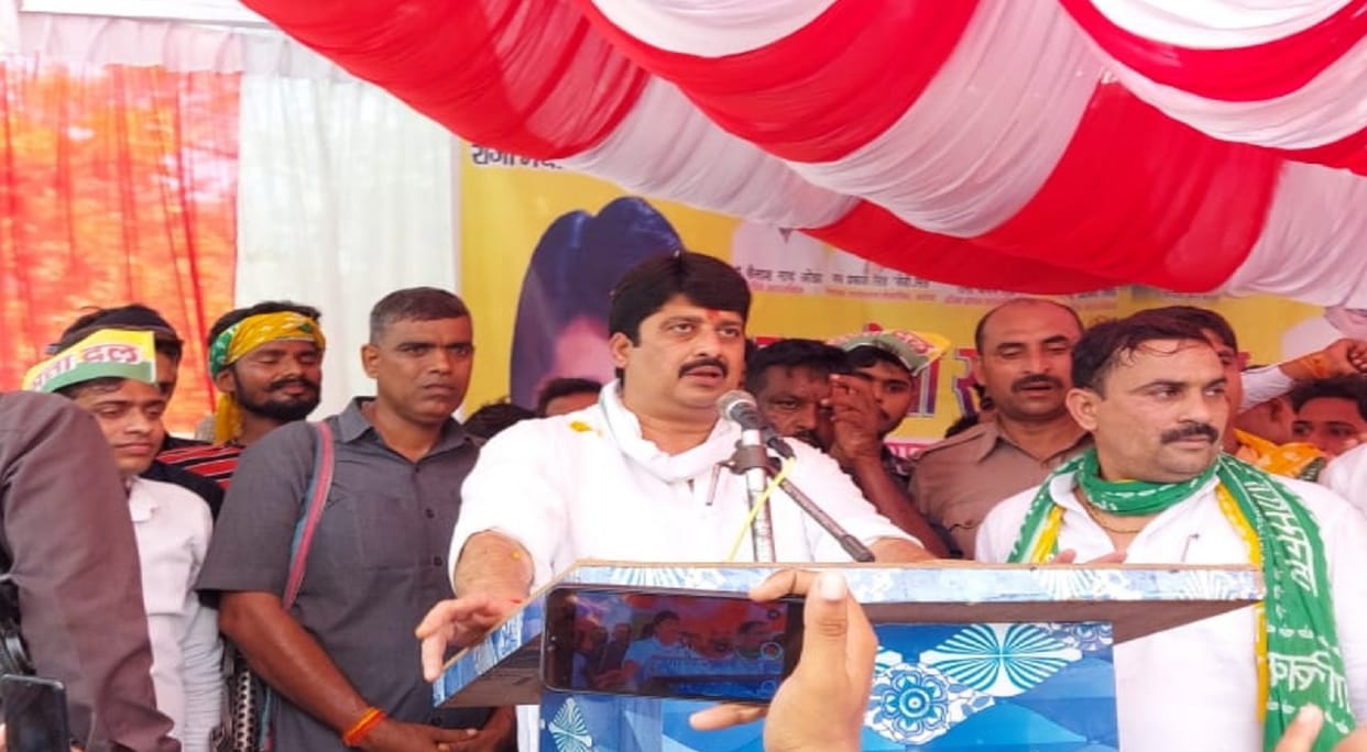 up election 2022 raja bhaiya’s party jansatta dal loktrantrik bags 2 seats in up election, raja bhaiya re-elected from Kunda in pratapgarh district defeated samajwadi party candidate gulshan yadav