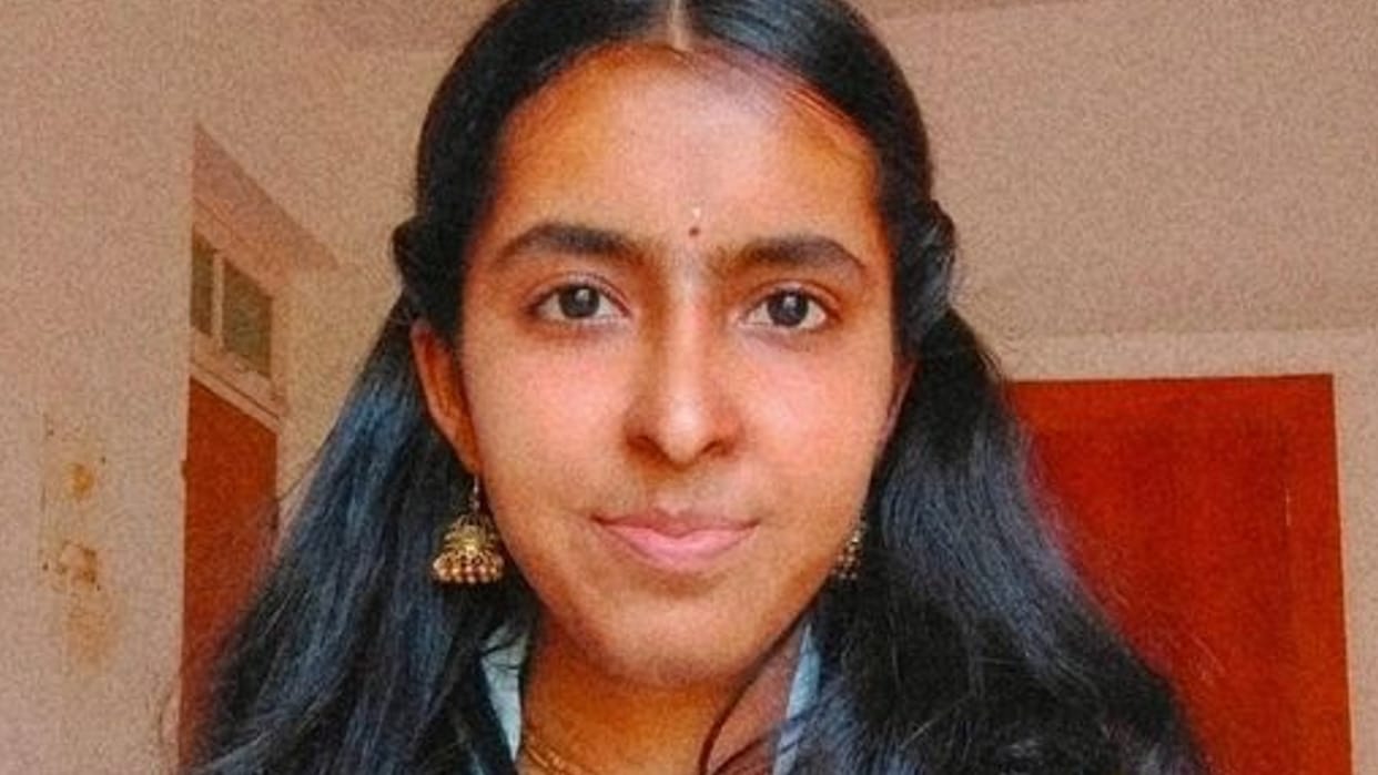 Madhya Pradesh: Raageshwari Anjana of Bhopal got the first place in the National Youth Parliament, CM Chouhan tweeted and congratulated