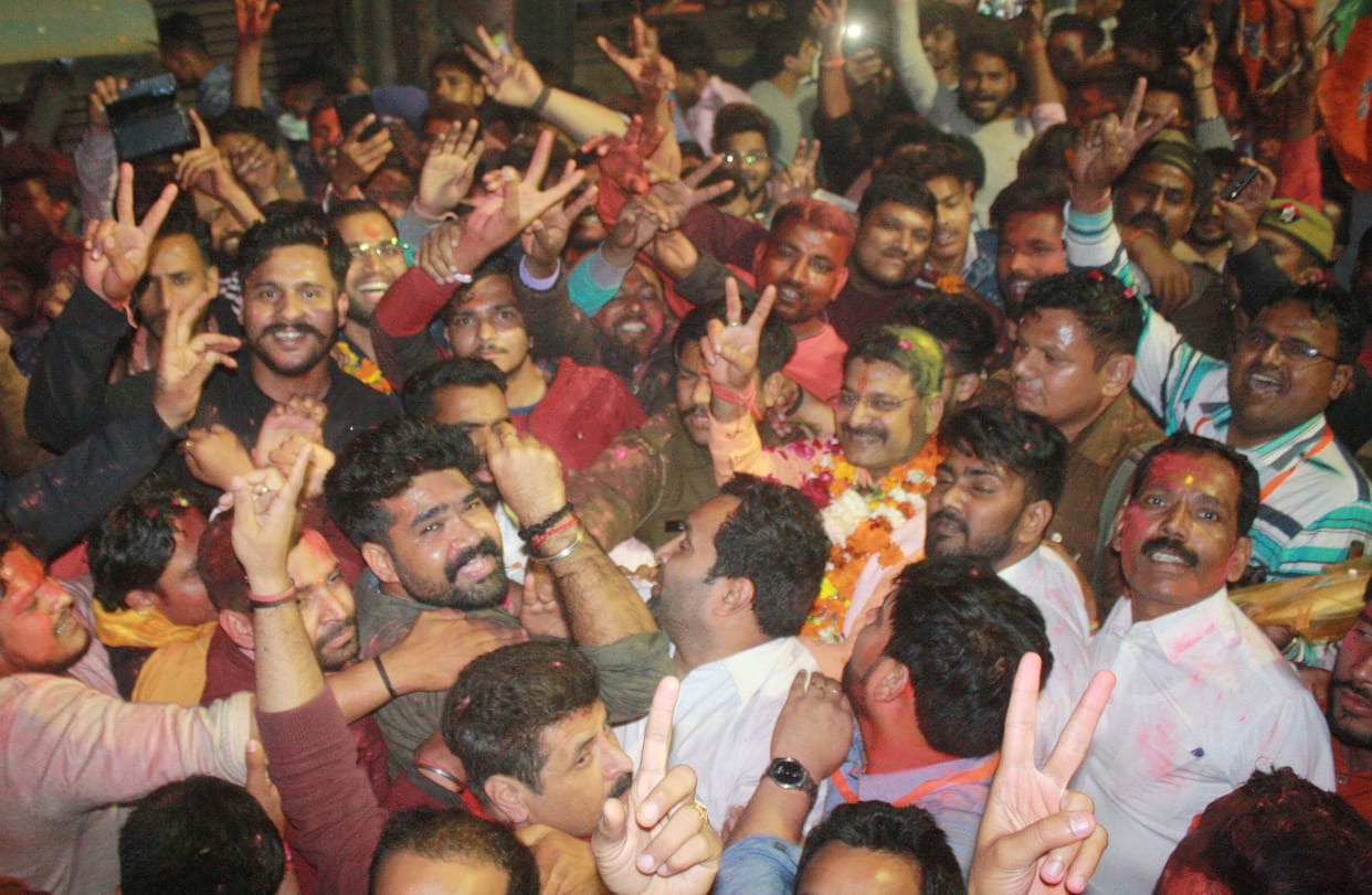 SP captures five seats in Moradabad district, Ritesh fed lotus on city seat