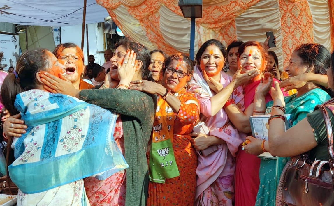 BJP won on four seats, SP won on four