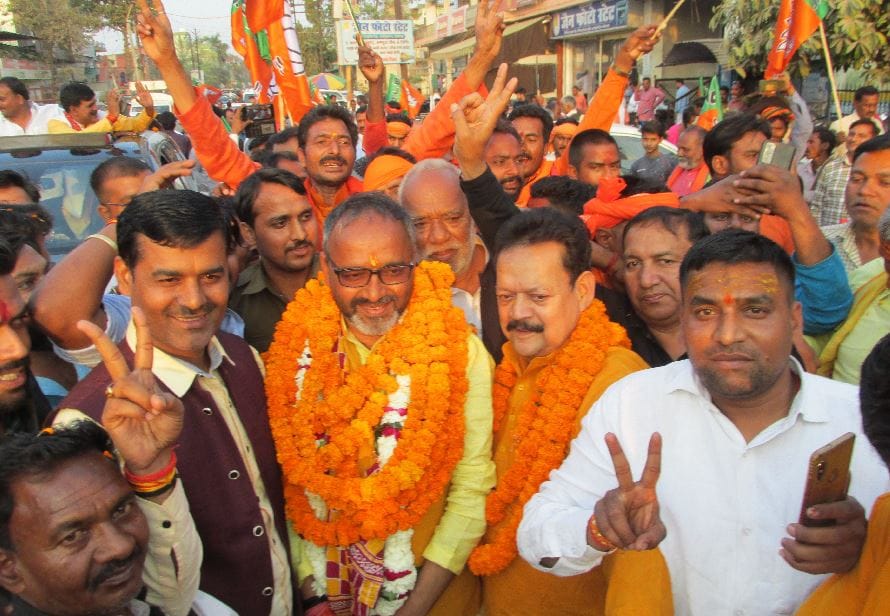 UP Election Result 2022 Sonbhadra  BJP MLA bhupesh chaubey who did sit ups  gave body massage to voter retains seat